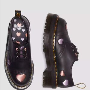 Dr. Martens Black Oxfords with Heart Accents NWT 9